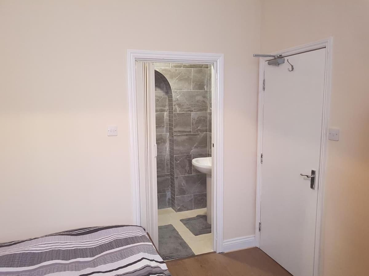 En Suite Bedrooms, Heaton, Newcastle Esterno foto